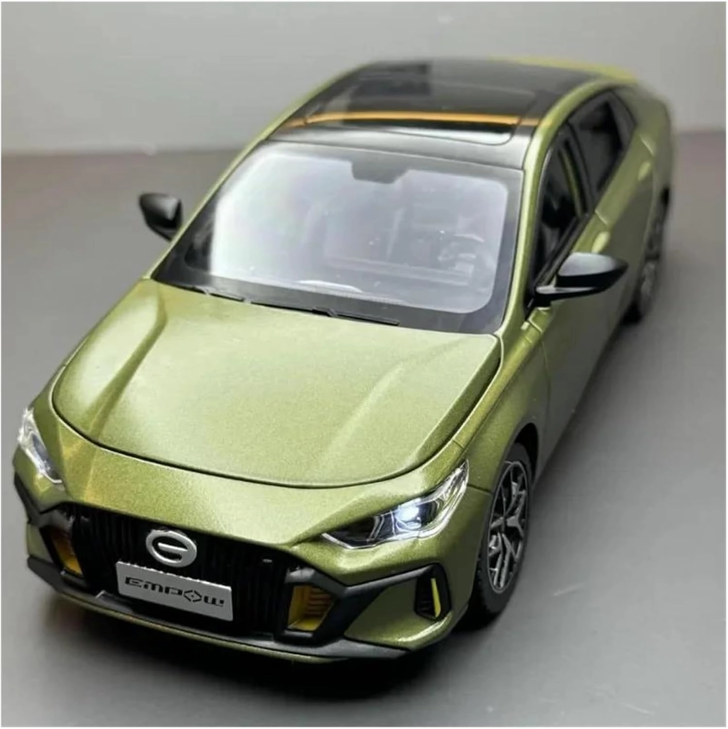 1 24 for Trumpchi EMPOW Scale Simulation Alloy Car Collection Toy Birthday Gift Diecast Toy Vehicles Home Decor Simulation Vehicle Playset(Black)