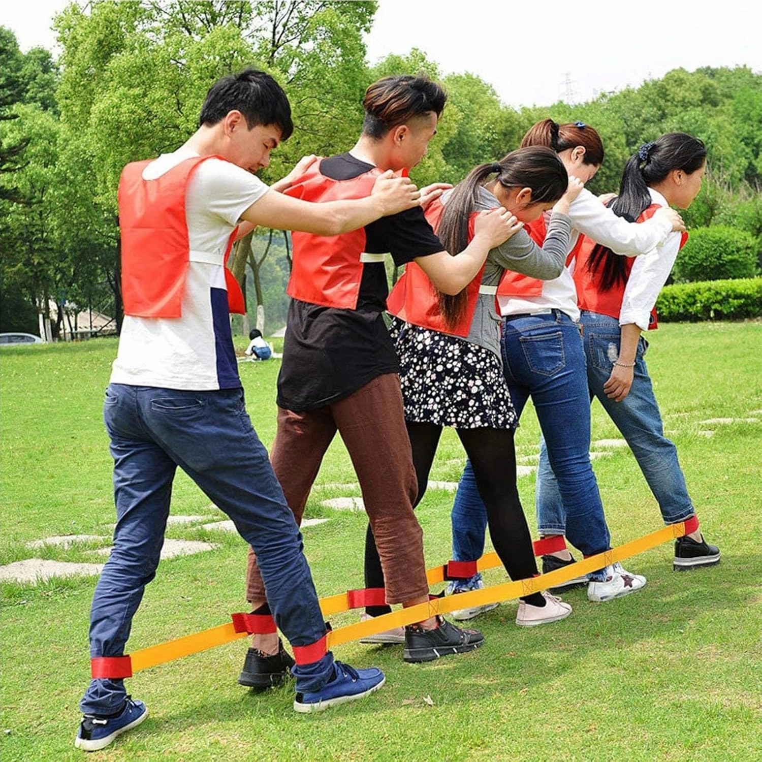 5 Legged Race Bands, Field Day Games for Adults and Kids Picnic Family Reunion Backyard Games Team Building Games, Giant Games for Yard, Lawn, Camping, Beach (Red)