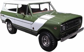 AMT 1977 International Harvester Scout II 1:25 Scale Model Kit
