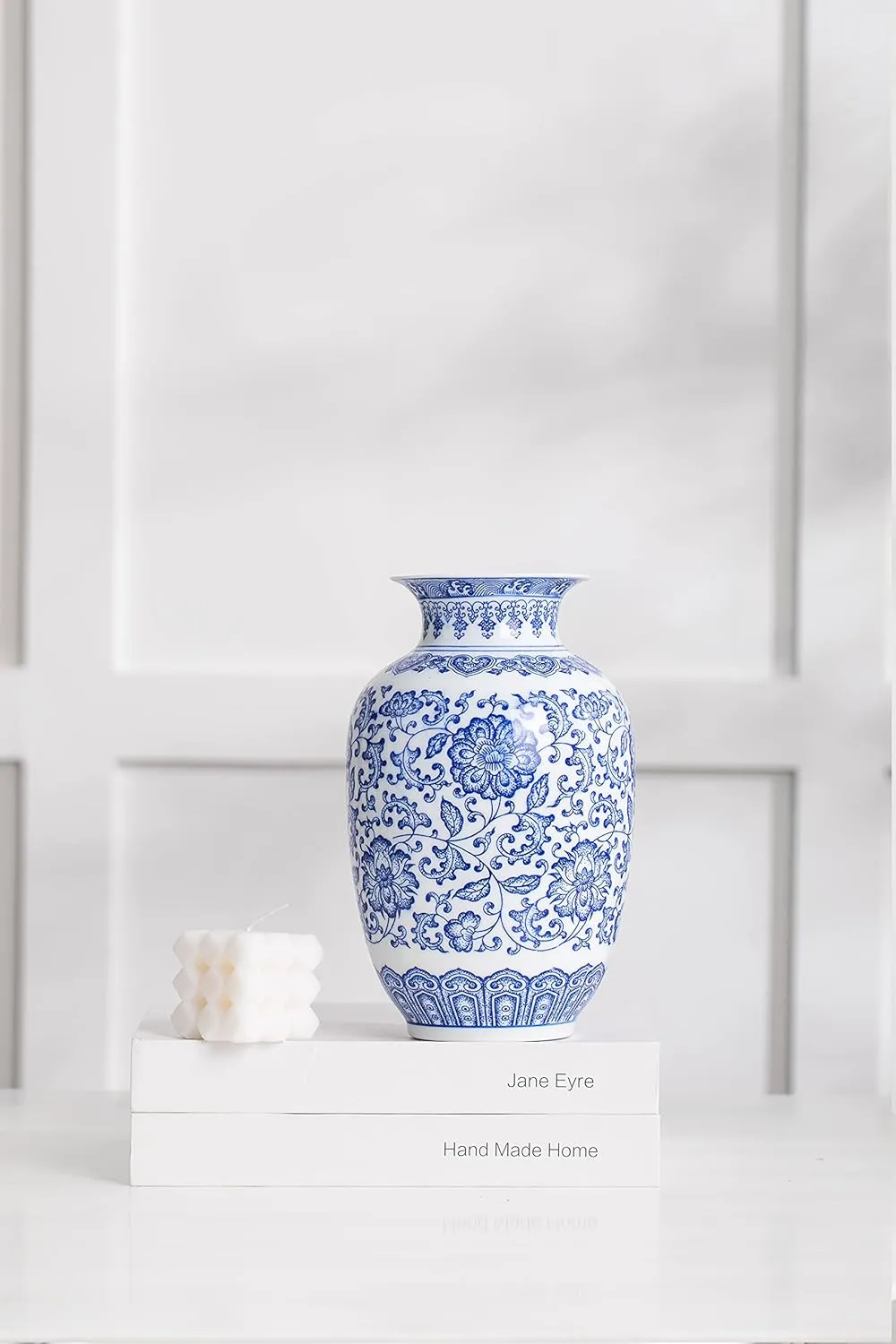 Blue and White Vase, Blue Vases Home Décor, Chinoiserie Vase, Blue and White Porcelain, Ceramic Vase for Home, Living Room, Bookshelf, Mantle Fireplace,Table Centerpieces,9"