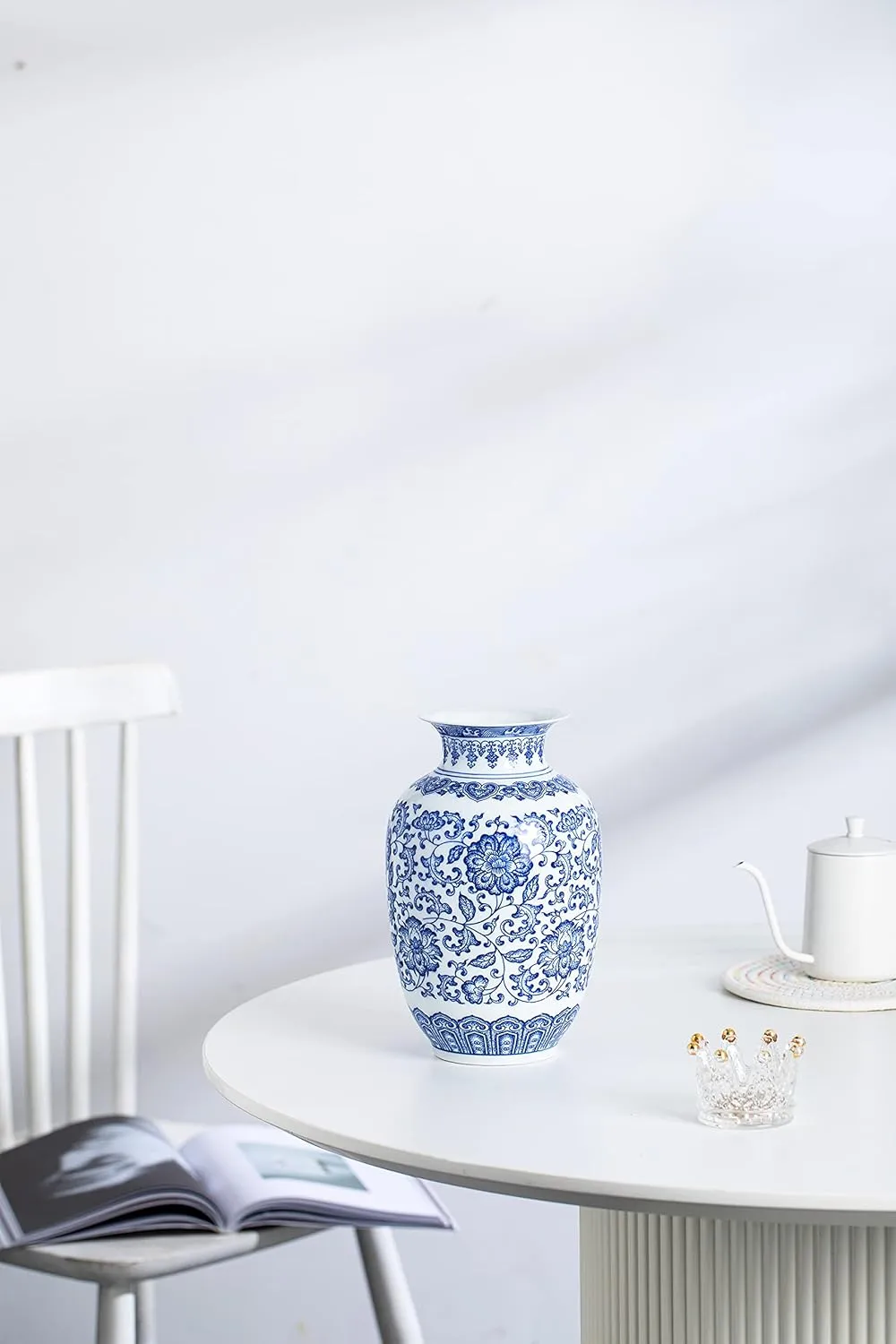 Blue and White Vase, Blue Vases Home Décor, Chinoiserie Vase, Blue and White Porcelain, Ceramic Vase for Home, Living Room, Bookshelf, Mantle Fireplace,Table Centerpieces,9"