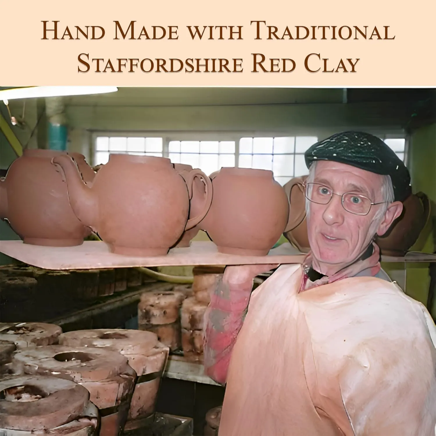 Classic Terracotta Teapot with Logo | Hand Made 4 Cup Teapot | Made with Staffordshire Red Clay | Traditional Teapot for Teabags | Authentic, Made in England Teapot | 36 Ounces