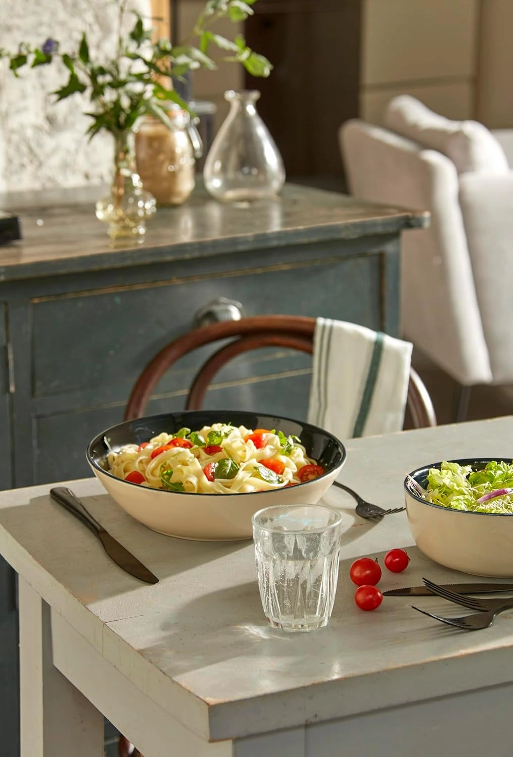 Emile Henry EVERYDAY COLLECTION 8.75"|1 qt Ceramic Pasta bowl, Rouge & Cream