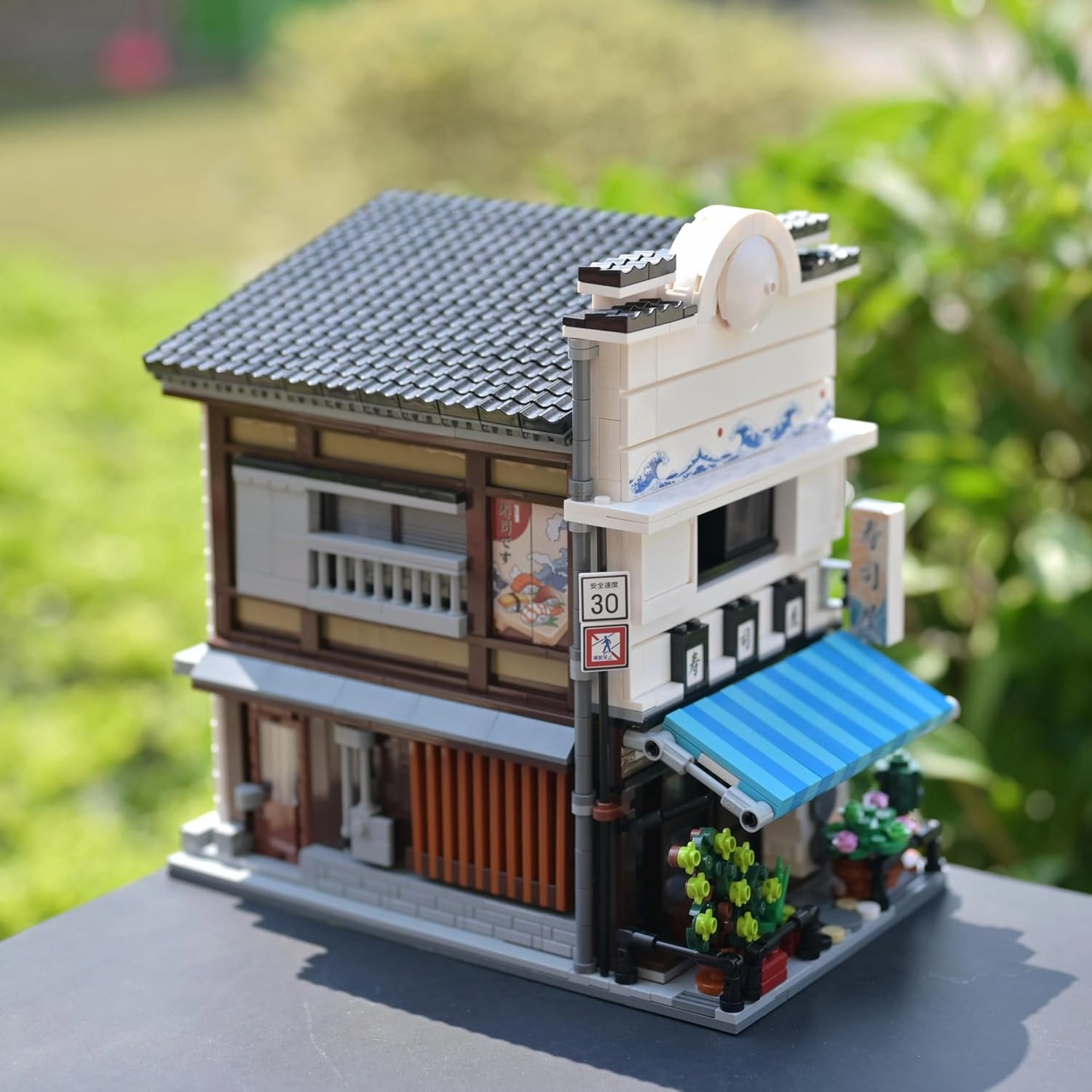 Japanese Sushi House Building Set,MOC Japan Street City View, Creative Architecture Construction Building House Kit for Adults(1665PCS)