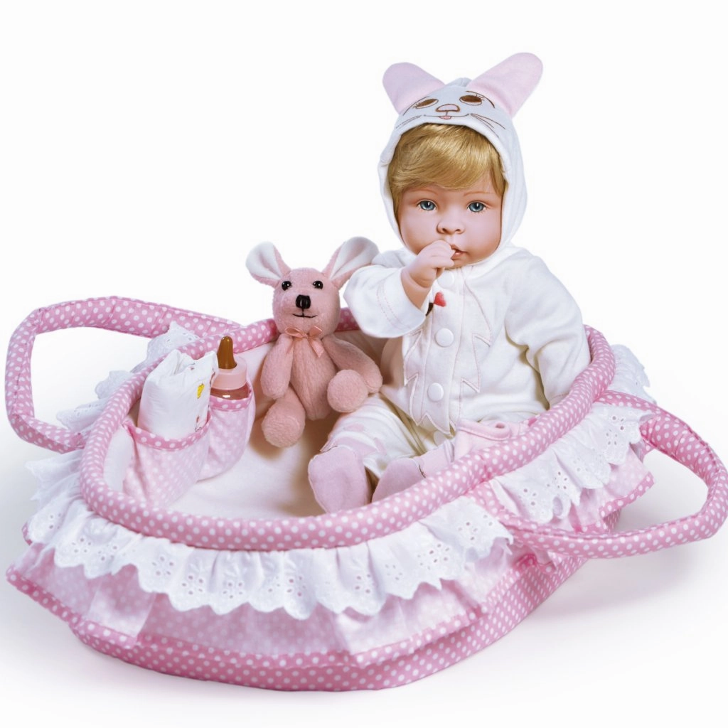 Molly & Fluffy Free Bassinet!