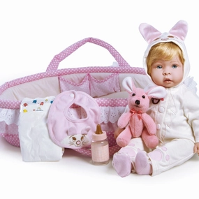 Molly & Fluffy Free Bassinet!