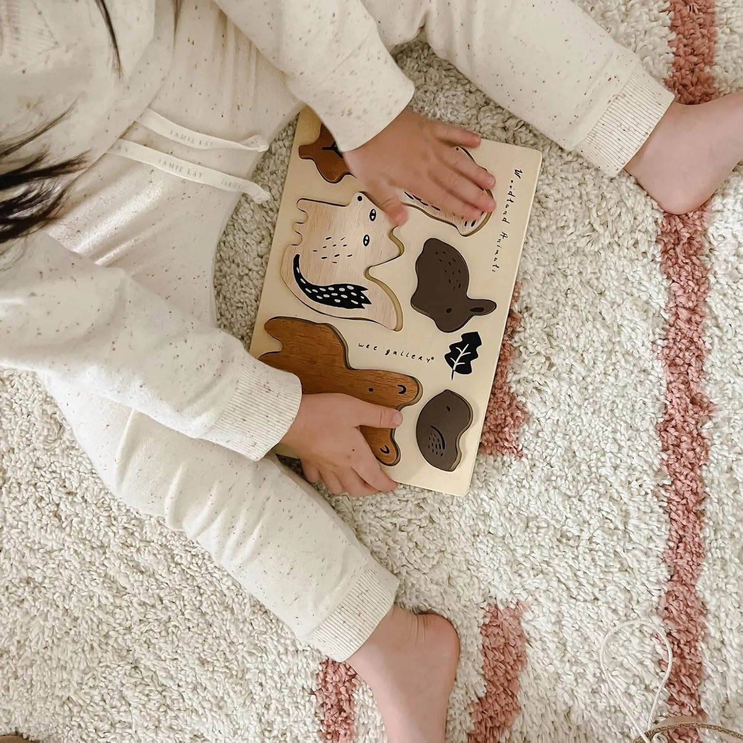 Wee Gallery Wooden Tray Puzzle Woodland Animals, Montessori Toy for Toddlers and Preschoolers for Early Learning and Fine Motor Skill Development, Sustainable Educational Puzzle for Kids