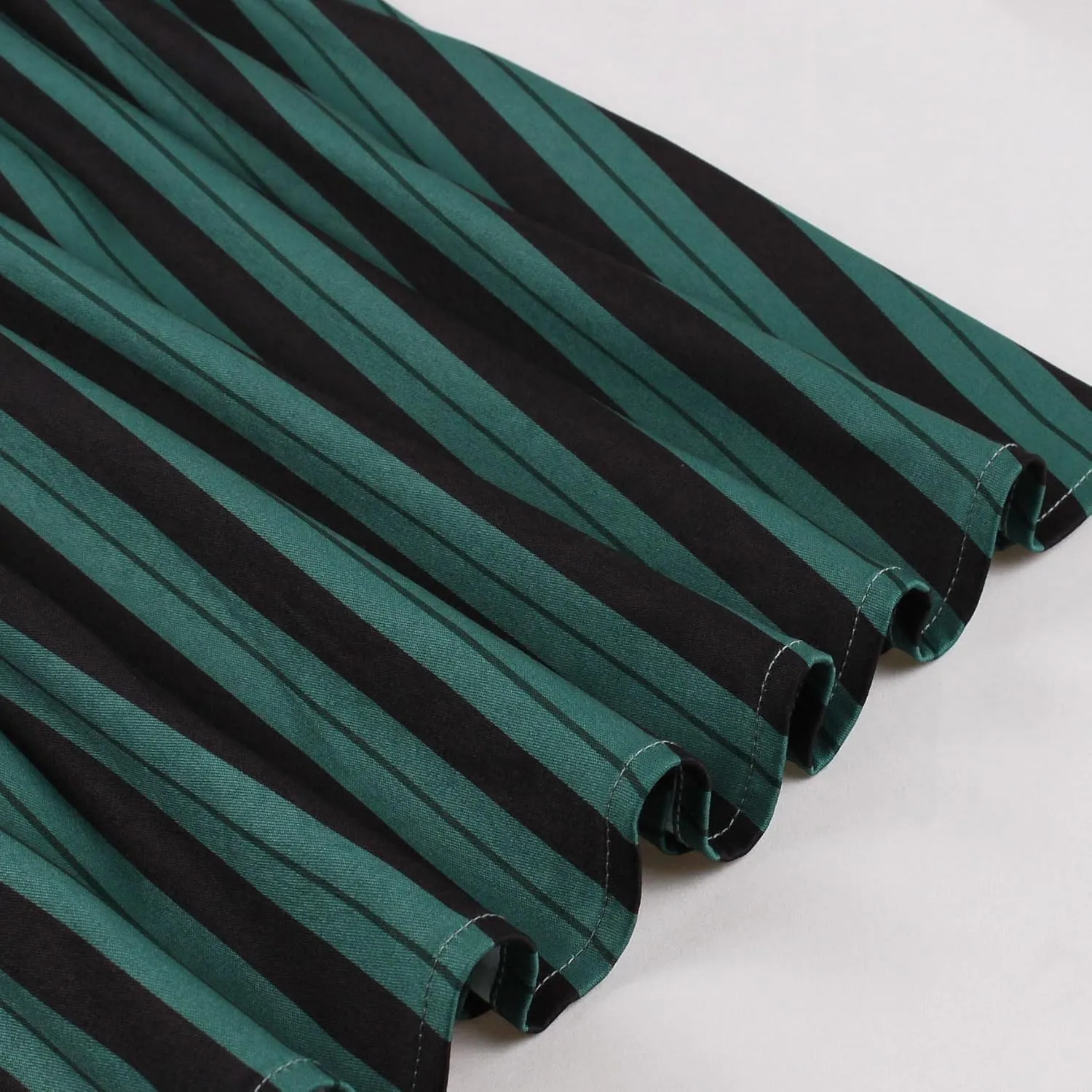 Women 1950s Vertical Short Sleeve Striped Dress Halloween Costume Vintage Buttons Tie Rockabilly Pinup Dress Cosplay
